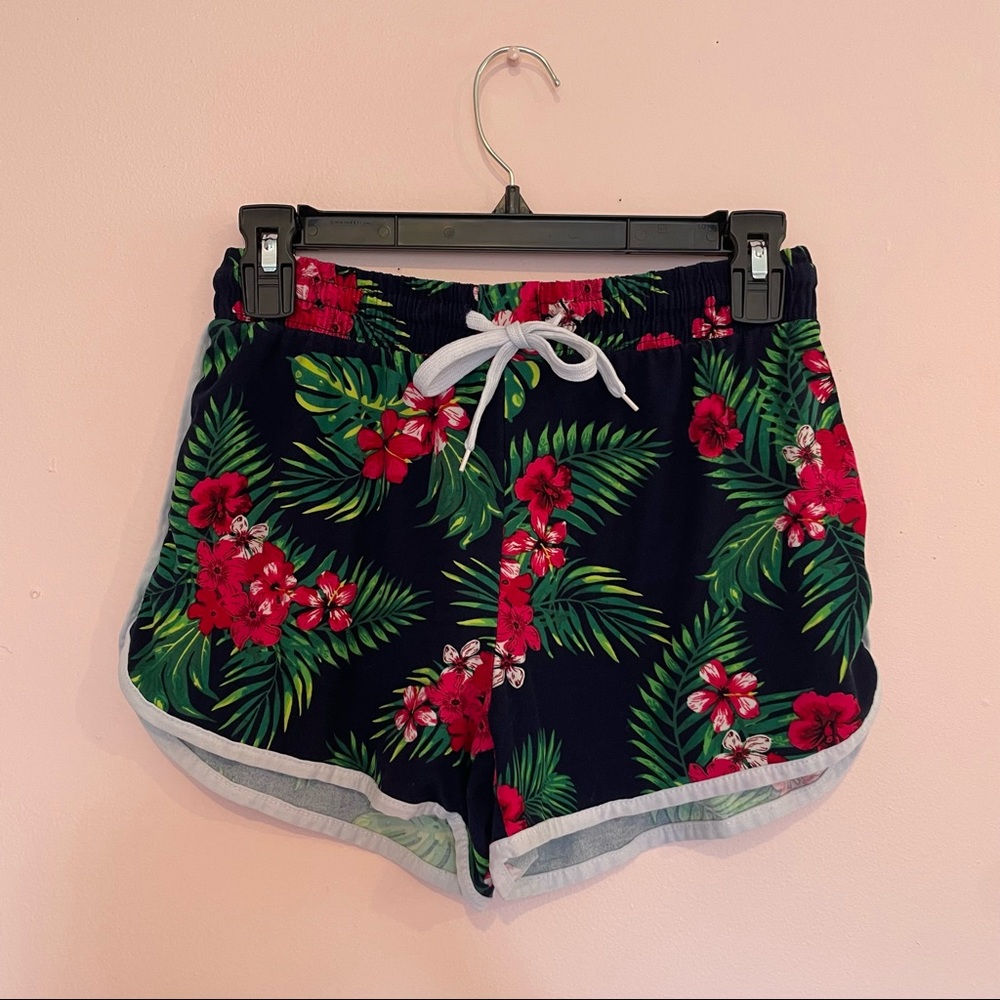 INDERO Hawaiian shorts